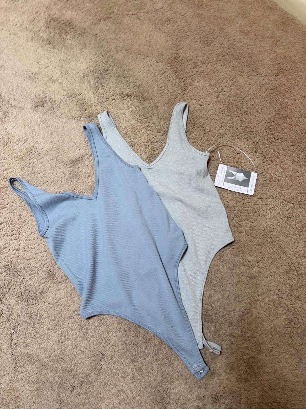 Ribbed V-Neck Bodysuit - Light Blue and Light Gray